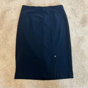 Bali dark navy blue stretchy pencil skirt Sz 6 NWT